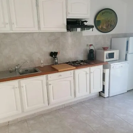 La Theresita Apartment *